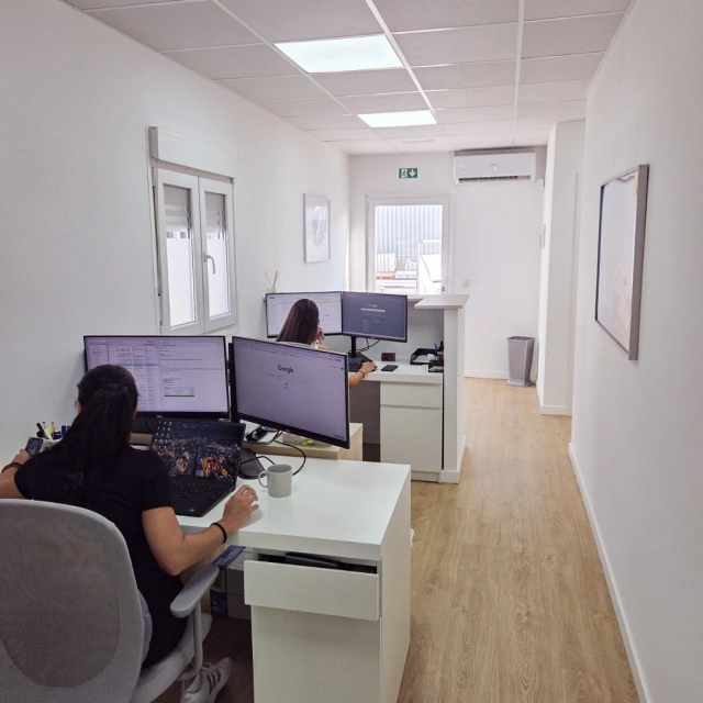 Ecocontainers employees